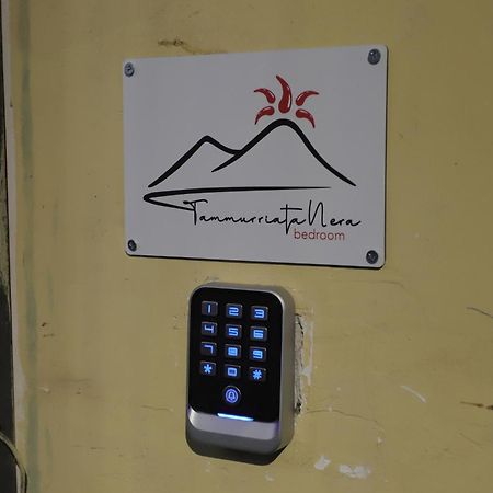 Tammurriata Nera Bedroom Napoli Dış mekan fotoğraf
