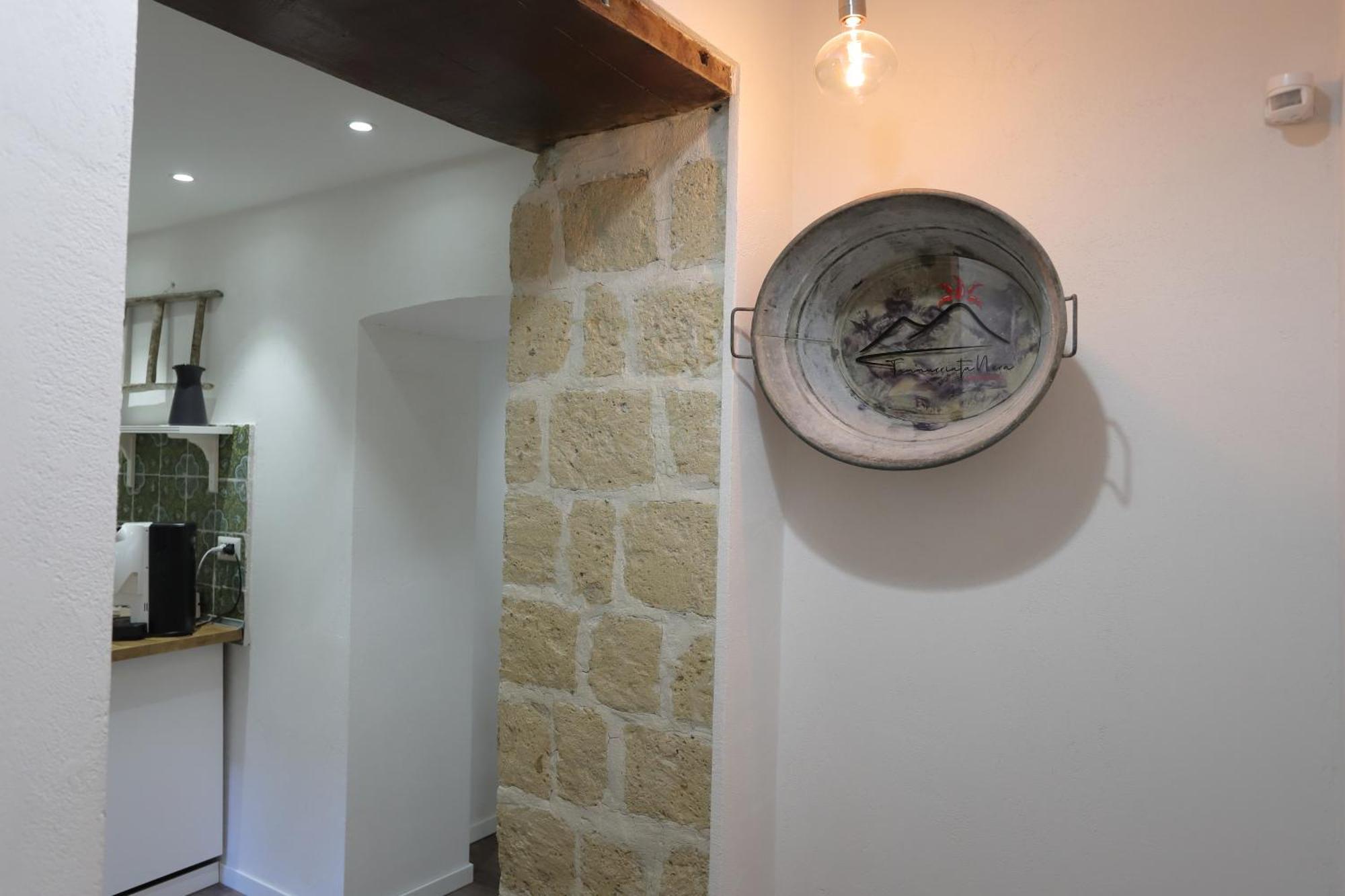 Tammurriata Nera Bedroom Napoli Dış mekan fotoğraf