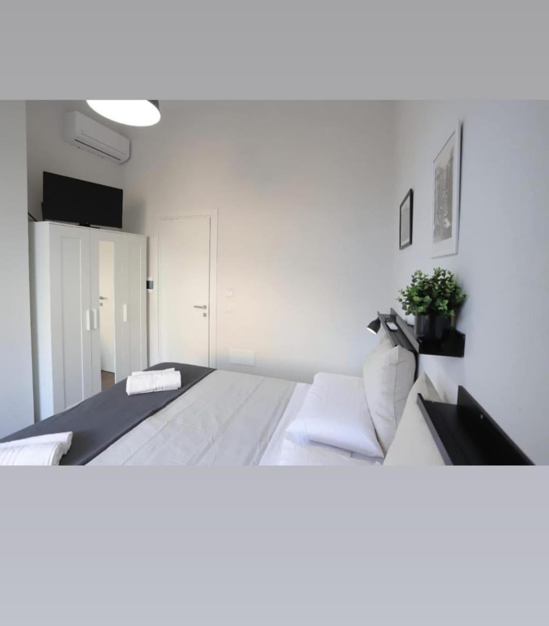 Tammurriata Nera Bedroom Napoli Dış mekan fotoğraf